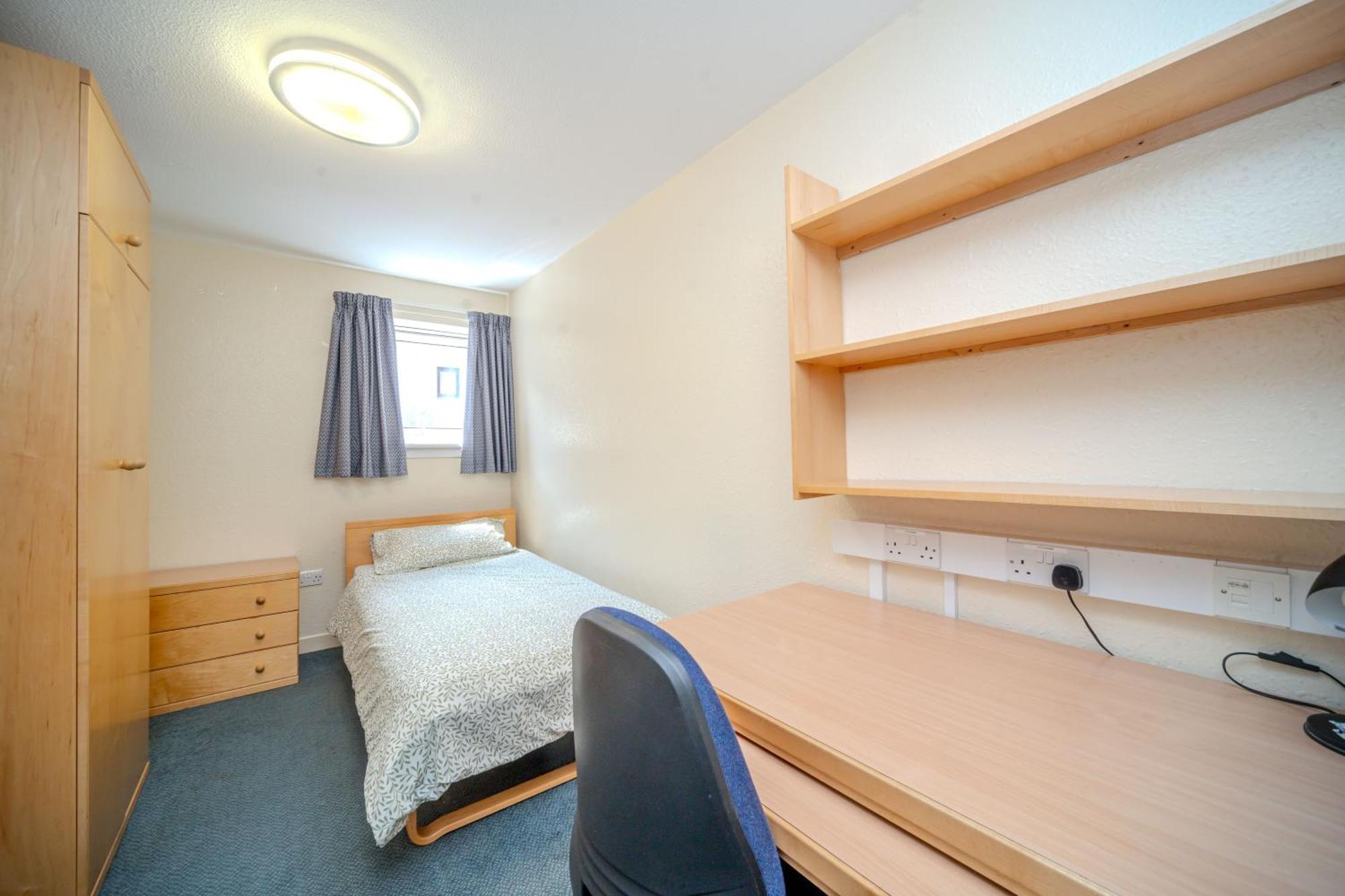 אדינבורו Joivy Budget 4,5 And 6 Bed Private Flats, In Historic Old Town (Adults Only) מראה חיצוני תמונה